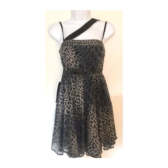 NWT Bebe Animal Print Silk Fit & Flare Dress - Picture 1 of 3
